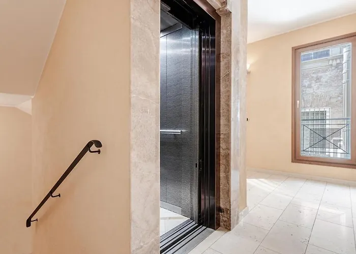 Live The History- A Due Passi Dal Castello * Ferrara