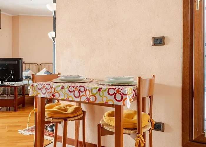 Apartament Live The History- A Due Passi Dal Castello Ferrara